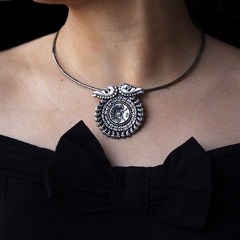 Amoli Necklace