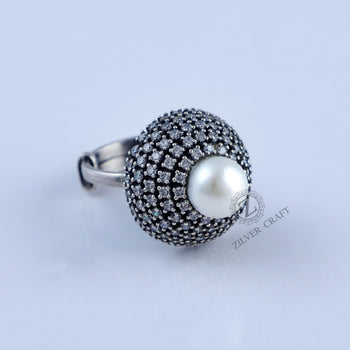 Magical Cz Pearl Ring